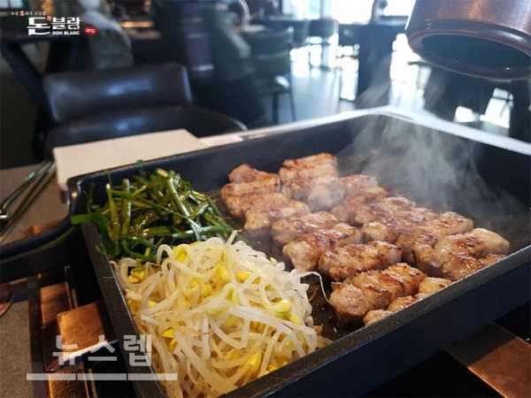 커플 데이트 맛집 선호도, 삼겹살이 뜬다